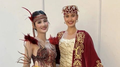 Ý Nhi tỏa sáng với 'Vũ điệu đại ngàn' tại lễ khai mạc Miss World 2025