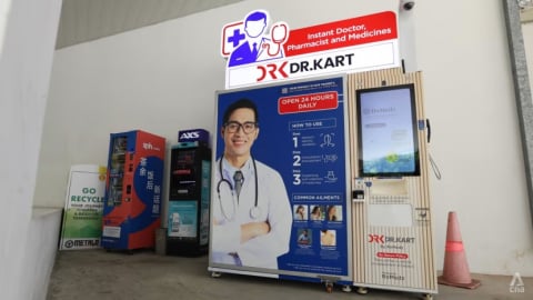 Khi 'máy bán hàng tự động' trở thành bác sĩ