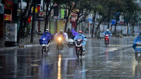 Hà Nội: Cảnh báo mưa dông chiều tối 15/5