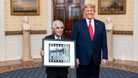 Nick Út lên tiếng vụ World Press Photo ngừng ghi nhận ông là tác giả 'Em bé Napalm'