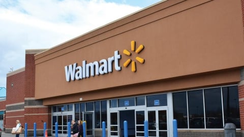 Walmart lên tiếng sau khi bị Tổng thống Trump chỉ trích lợi dụng thuế quan