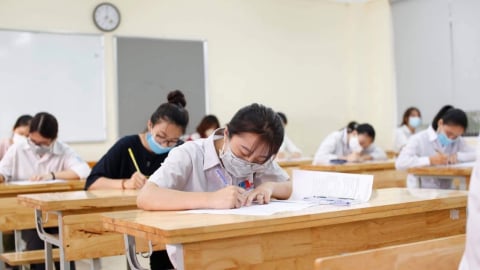 Quay cuồng luyện thi cấp tốc vào lớp 10: Lợi bất cập hại
