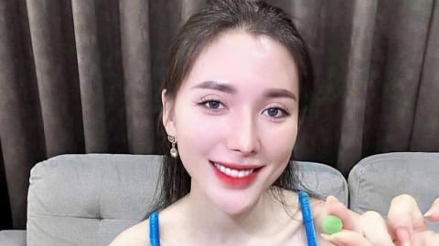 Kiểm tra kẹo táo, bột chanh giảm cân 'thần tốc' do Ngân Collagen quảng cáo