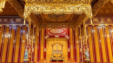 Ngai vàng triều Nguyễn bị phá hỏng: Đề xuất thành lập hội đồng để tu sửa