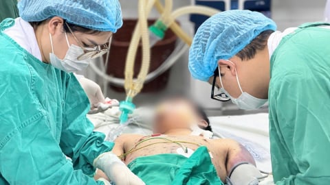 Nhiều người trẻ nguy kịch do mắc thủy đậu