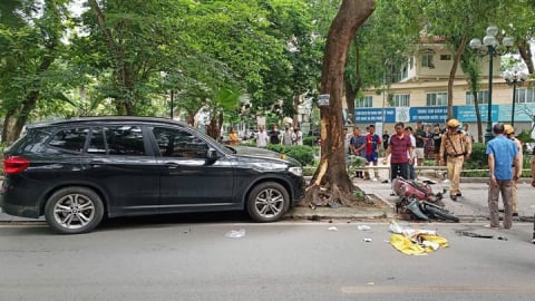 Hà Nội: Nữ sinh đứt lìa 1 chân sau va chạm giao thông