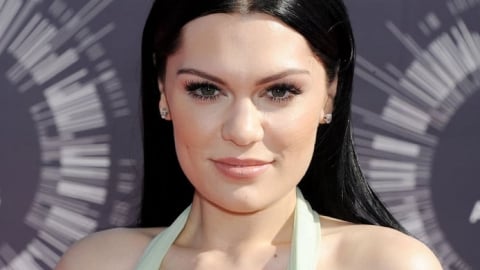 Jessie J công bố mắc ung thư vú, chuẩn bị phẫu thuật sau buổi biểu diễn lớn
