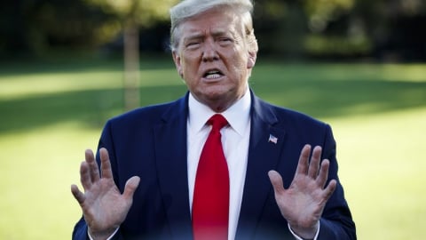 Tổng thống Trump cấm công dân 19 nước nhập cảnh, siết visa sinh viên Harvard