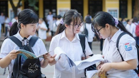 Danh sách vật dụng bị cấm mang vào phòng thi lớp 10 Hà Nội