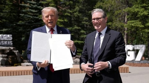 Tổng thống Trump giảm thuế ô tô Anh, thúc đẩy thỏa thuận thương mại