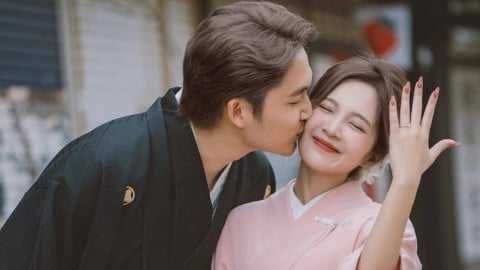 Đình Tú cầu hôn Ngọc Huyền ở Nhật Bản, xác nhận tình cảm sau tin đồn