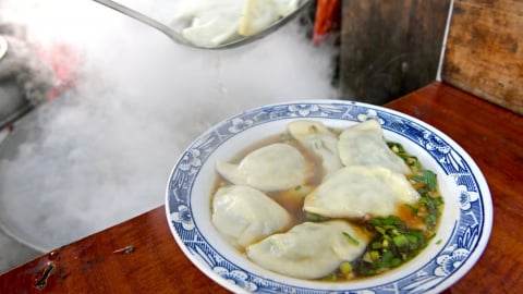 Thêm hàn the vào bánh để tăng hương vị, quán ăn vặt gây phẫn nộ