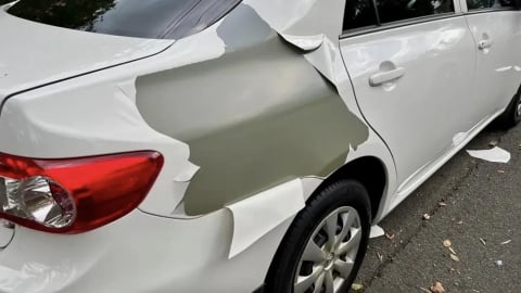 Toyota bị kiện vì sơn xe dễ bong tróc