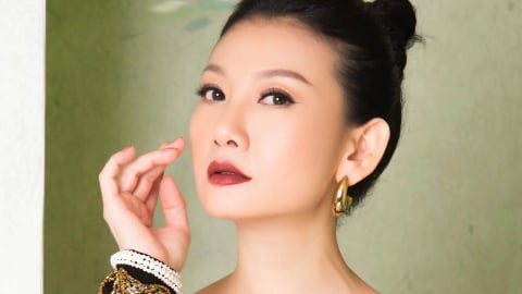 NSND Mỹ Uyên: 50 tuổi vẫn trẻ đẹp, độc thân tự do và tâm huyết với sân khấu