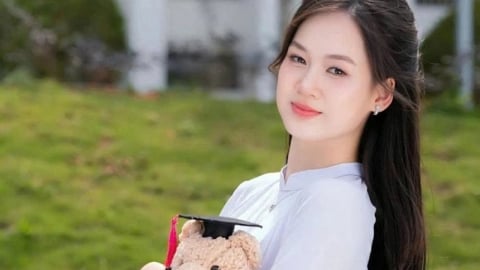 Thủ khoa hot girl đạt 3 điểm 10 cách ly mạng xã hội trước kỳ thi quan trọng