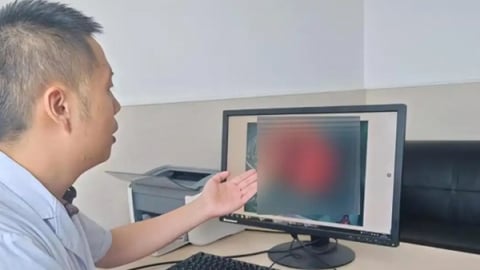 Trung Quốc nắng nóng kỷ lục, cụ bà ngồi lên đá 10 giây bị bỏng độ ba
