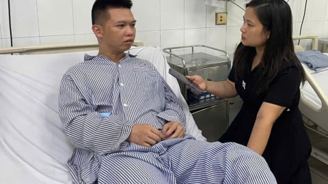 Xót xa chàng trai cứu 4 người nhưng không thể giữ được người yêu trong vụ chìm tàu Hạ Long