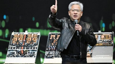 Jensen Huang thay thế Elon Musk, trở thành cầu nối giữa Mỹ và Trung Quốc