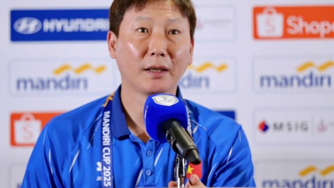 HLV Kim Sang Sik: 'U23 Philippines rất nguy hiểm khi chơi phòng ngự phản công'