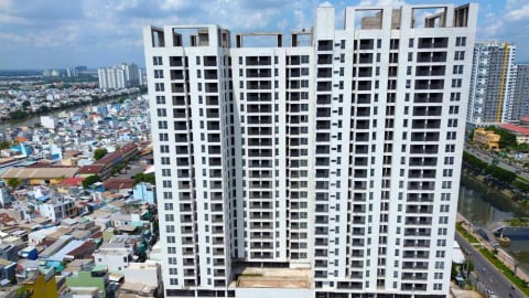DRH Holdings tiếp tục sa lầy