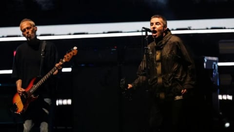 Khán giả tử vong do rơi từ khán đài tại concert Oasis ở Wembley