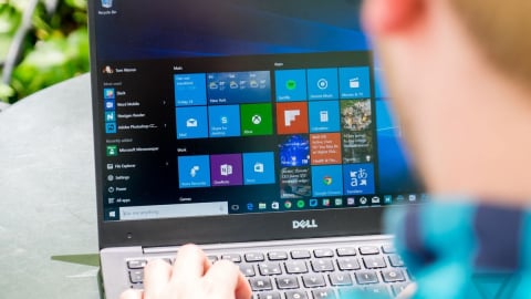 Người dùng kiện Microsoft vì 'khai tử' Windows 10