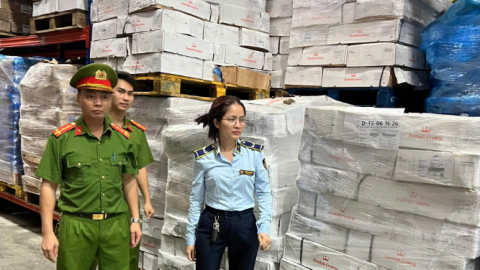 Hà Nội: Phát hiện gần 16 tấn thực phẩm quá hạn hơn 1 năm