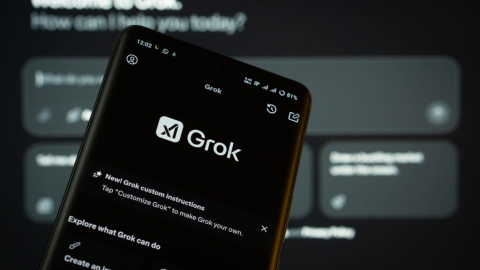Hàng trăm nghìn cuộc trò chuyện của Grok bị lộ
