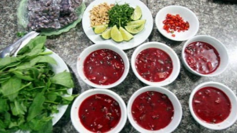 Cục trưởng: Ăn tiết canh lợn lành cũng dính liên cầu khuẩn