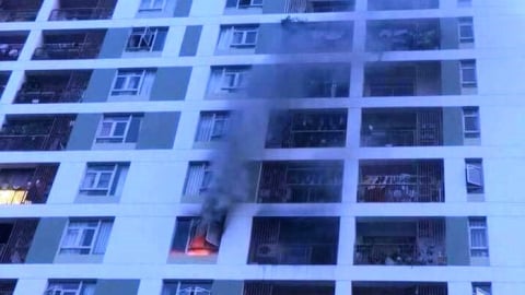 Thủ phạm gây cháy chung cư Parc Spring là... cục sạc dự phòng