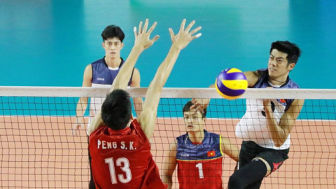 Bóng chuyền nam Việt Nam bất ngờ thắng Trung Quốc tại ASIAD 18