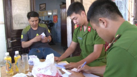 Hàng trăm xe cầm cố ở các tiệm cầm đồ sai quy định