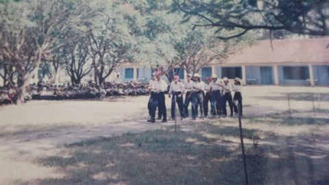 Kính trọng, thương mến thầy cô giáo