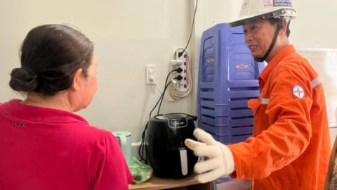 Giá điện tăng gây áp lực chi tiêu
