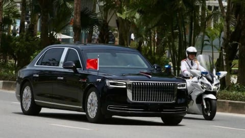 Chiếc xe chở Chủ tịch Tập Cận Bình trong chuyến thăm Việt Nam có gì đặc biệt?