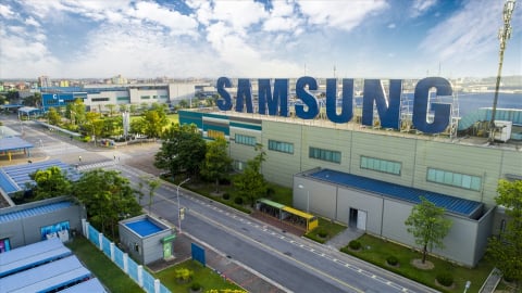 Samsung: Cuộc chiến thuế quan sẽ khiến thị trường chip, điện thoại lao dốc