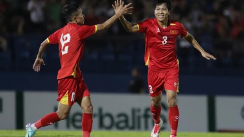 Hai cầu thủ Việt Nam được gọi bổ sung vào đội ASEAN All-Stars đấu MU