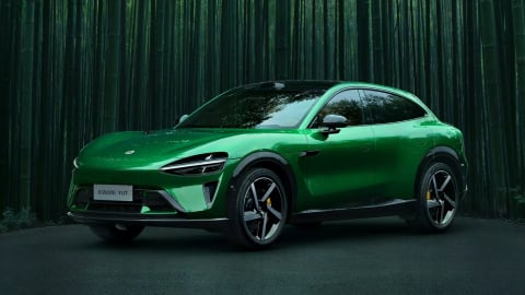 SUV điện đầu tiên của Xiaomi mạnh 680 mã lực, đi được 835 km khi sạc đầy