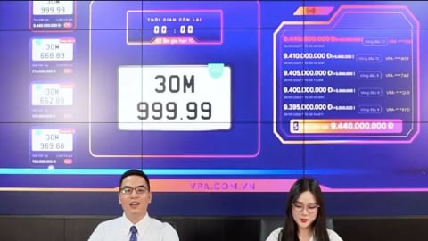 Biển số 30M-999.99 trúng đấu giá gần 10 tỷ đồng