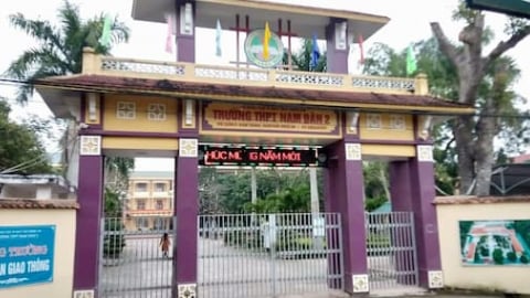 Nghệ An: Đình chỉ giám thị coi thi lớp 10 vì phát ngôn xúc phạm học sinh
