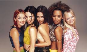 Spice Girls lên kế hoạch lưu diễn 2026, Victoria Beckham bị loại khỏi dự án