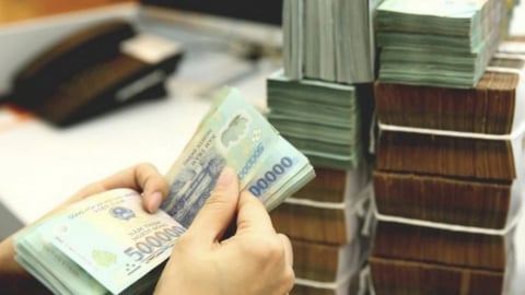 Một ngân hàng chốt quyền trả cổ tức bằng tiền mặt tuần này