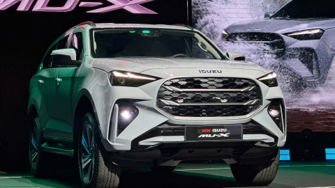 Isuzu mu-X 2025 tại Việt Nam: Giá hấp dẫn nhưng thiếu trang bị so với bản quốc tế
