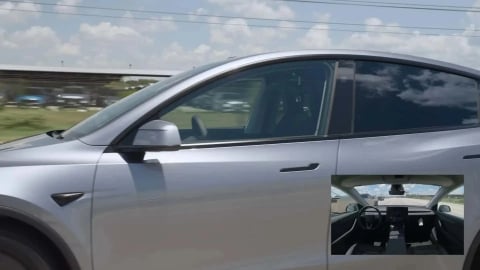 Xe điện Tesla tự lái đến tận nơi bàn giao cho khách hàng
