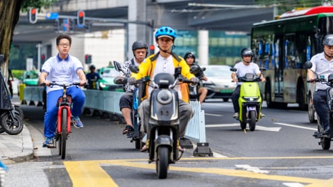Cách Trung Quốc chuyển đổi từ xe máy xăng sang xe điện