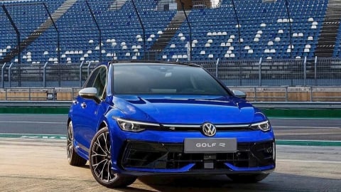 Volkswagen Golf nhận đặt cọc tại Việt Nam, giá cao nhất gần 1,9 tỷ đồng