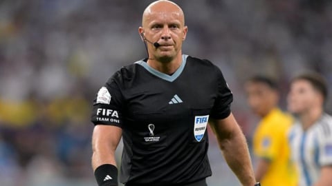 Trọng tài FIFA phải vượt kiểm tra thể lực nghiêm ngặt 