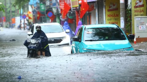 Rủi ro hỏng hóc khi lái xe điện qua vùng ngập nước 
