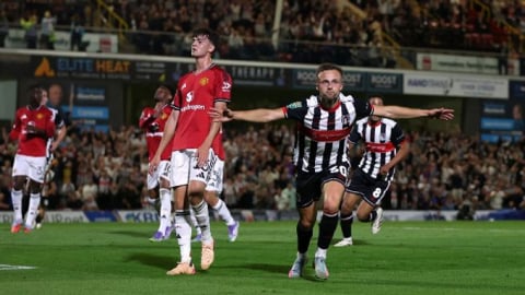 Man Utd bị đội hạng Tư loại khỏi Cup Liên đoàn
