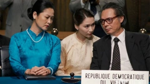 ‘Mưa đỏ’ vượt mốc 200 tỷ đồng, 'Chốt đơn!' rời rạp trong đau đớn